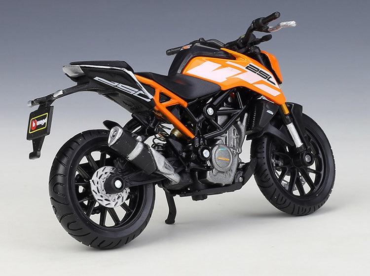 1:18 KTM 2017 250 Duke Motorcycle Model