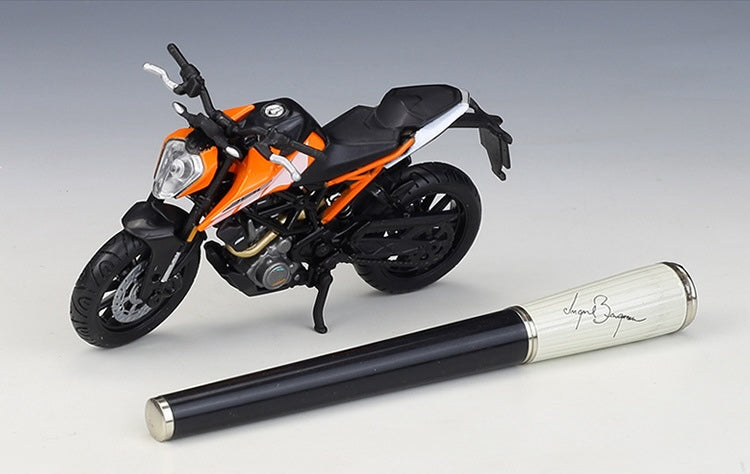 1:18 KTM 2017 250 Duke Motorcycle Model