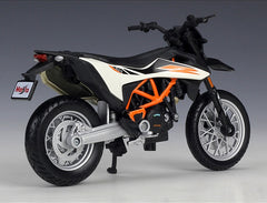 1:18 KTM 2019 690 SMC R Motorcycle Model