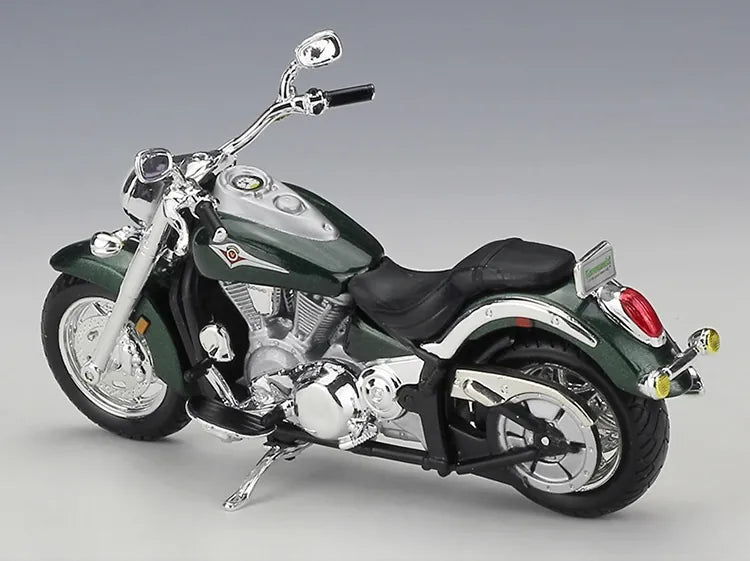 1:18 Kawasaki 2004 Vulcan 2000 Motorcycle Model