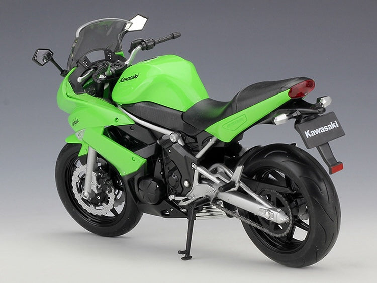 1:10 Kawasaki Ninja 2011 650R Motorcycle Model