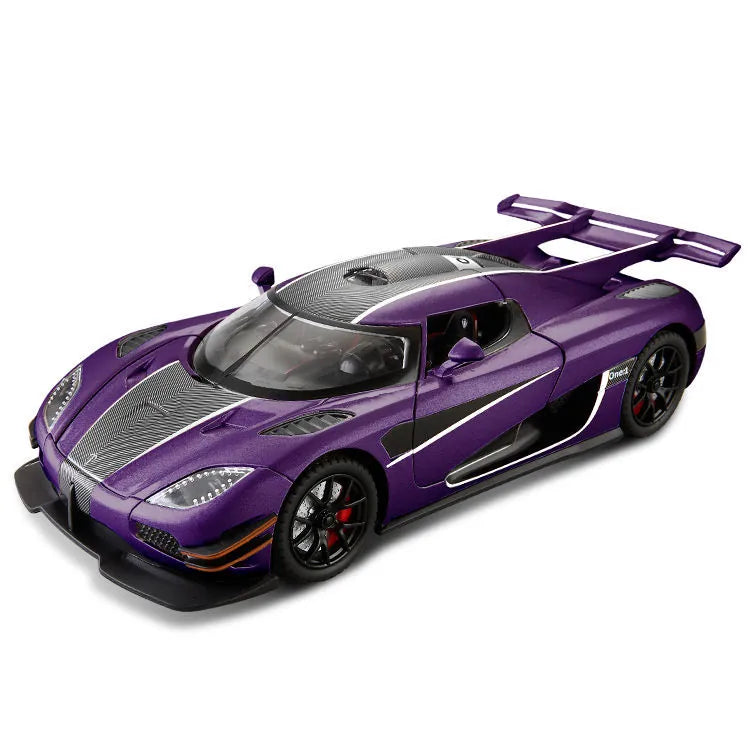 1:24 Koenigsegg 2014 One1 Purple Die Cast Model Car