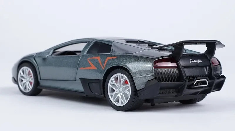 1:32 Lamborghini 2009 Murciélago LP670–4 