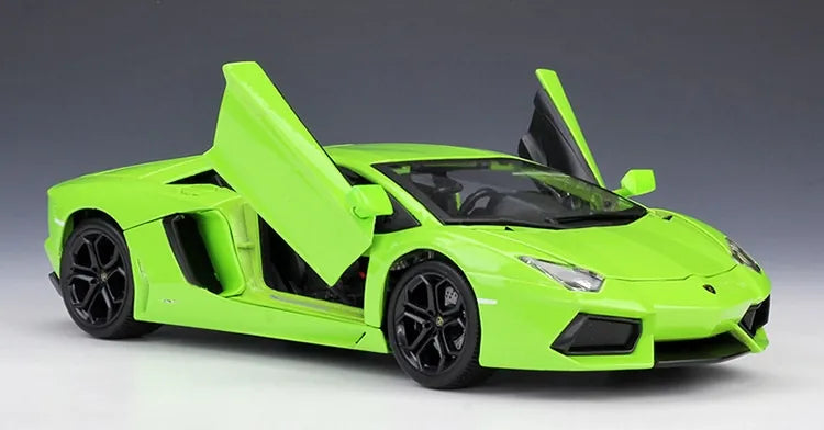 1:18 Lamborghini Aventador LP700-4 del 2013 