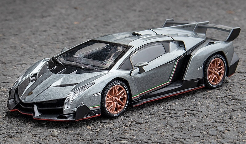 1:24 Lamborghini 2013 Veneno Die Cast Model Car