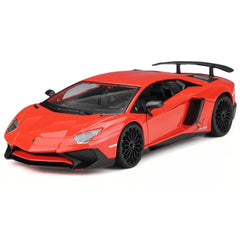 Lamborghini Aventador LP750-4 SV 2016 in scala 1:24 