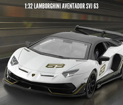 Lamborghini Aventador LP770-4 SVJ 2018 à l'échelle 1:32 