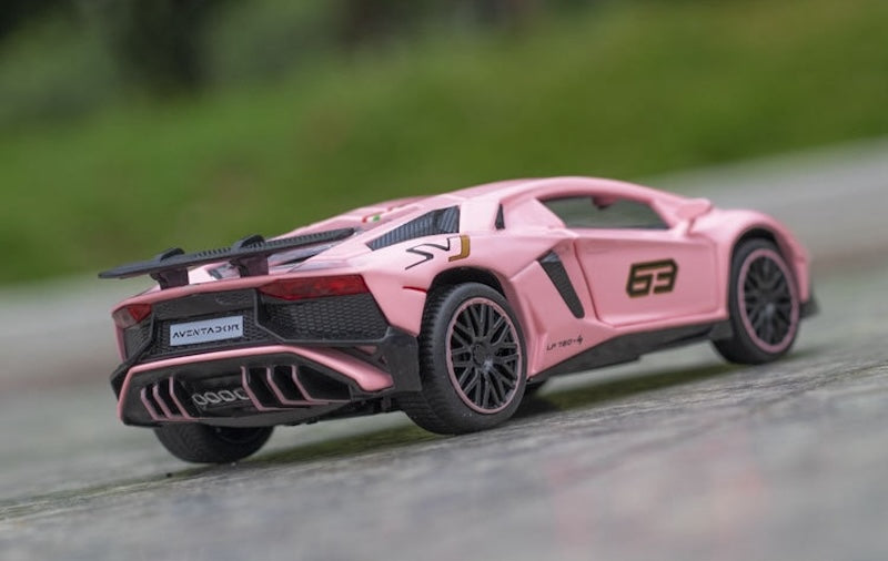 1:32 Lamborghini 2022 Aventador LP780-4 SVJ Die Cast Model Car