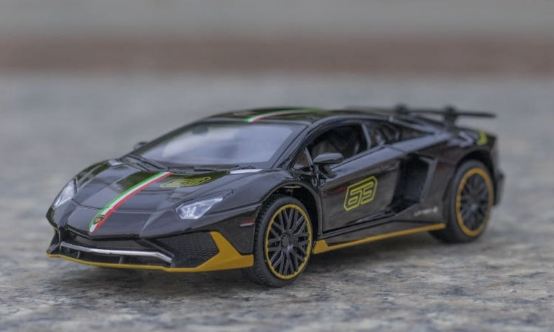 1:32 Lamborghini 2022 Aventador LP780-4 SVJ Die Cast Model Car