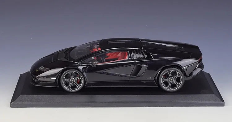 1:18 Lamborghini 2022 Countach LPI800-4 