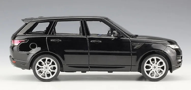 1:24 Land Rover 2013 Range Rover Sport