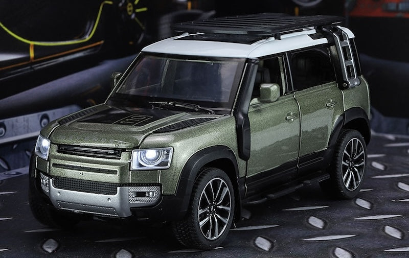 1:32 Land Rover 2019 Defender 110 Die Cast Model Car