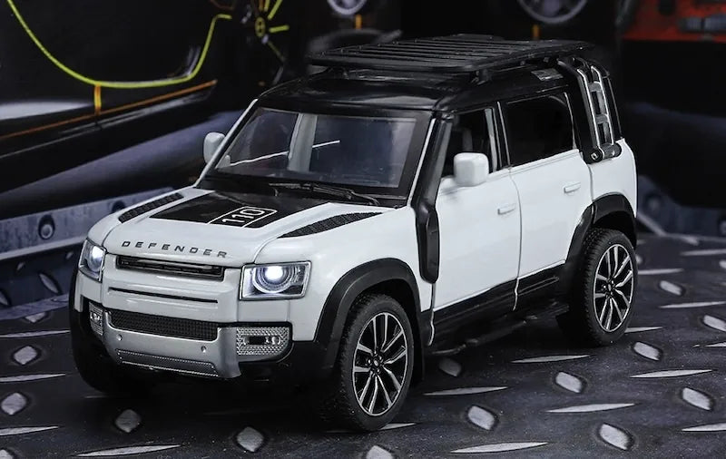 1:32 Land Rover 2019 Defender 110