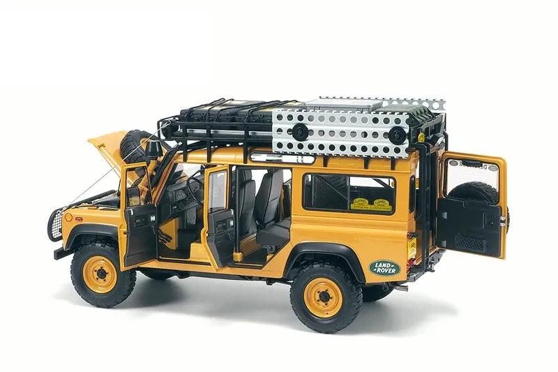 1:18 Land Rover Defender 110 Camel Trophy Die Cast Model Car