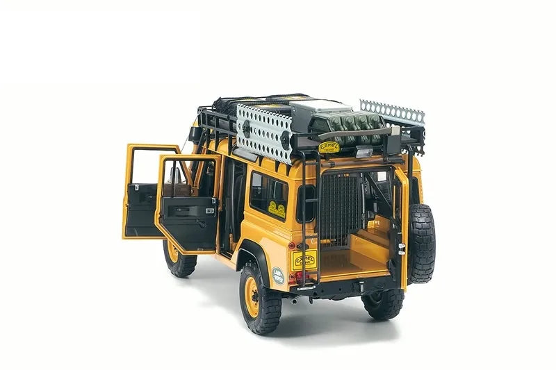 1:18 Land Rover Defender 110 Camel Trophy Die Cast Model Car