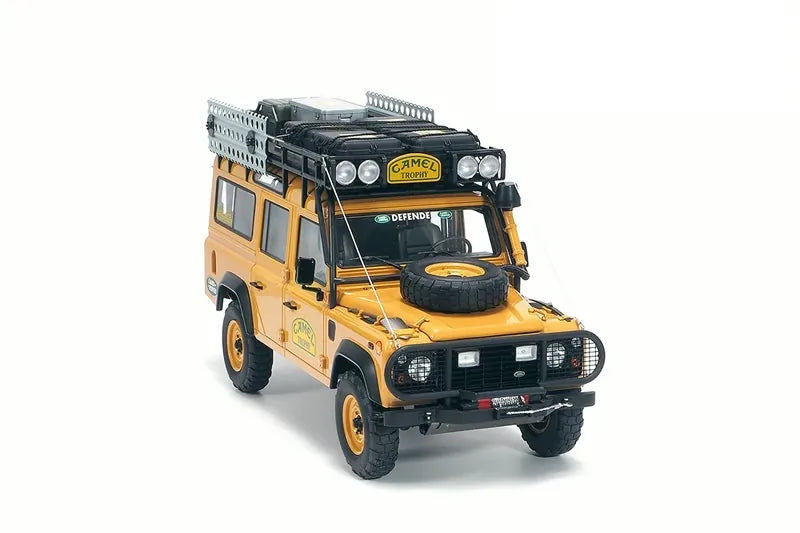 1:18 Land Rover Defender 110 Camel Trophy Die Cast Model Car