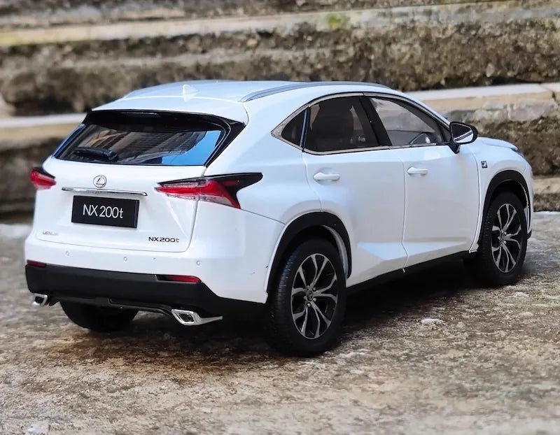 1:18 Lexus 2014 NX 200t Die Cast Model Car