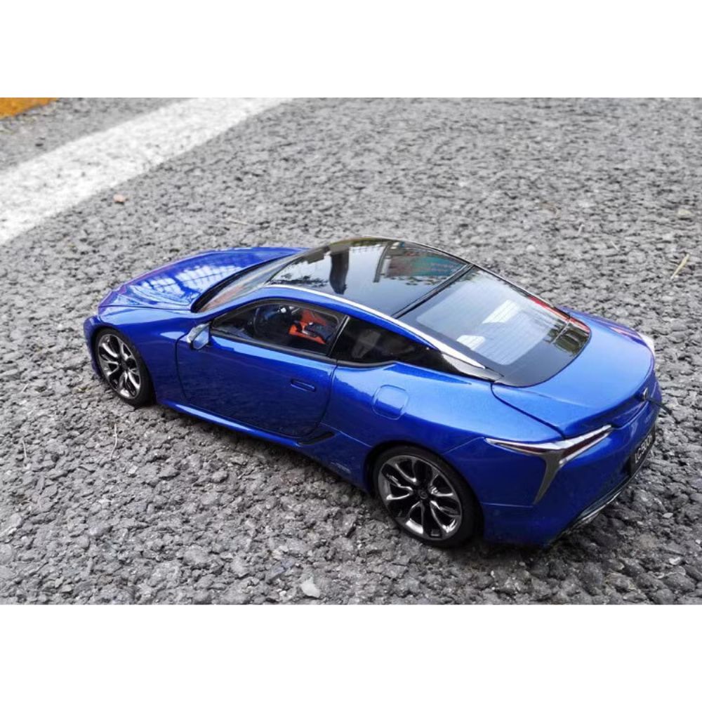 1:18 Lexus 2016 LC 500h Die Cast Model Car