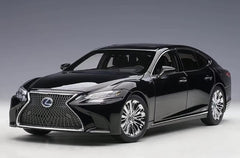 1:18 Lexus 2017 LS 500h Die Cast Model Car