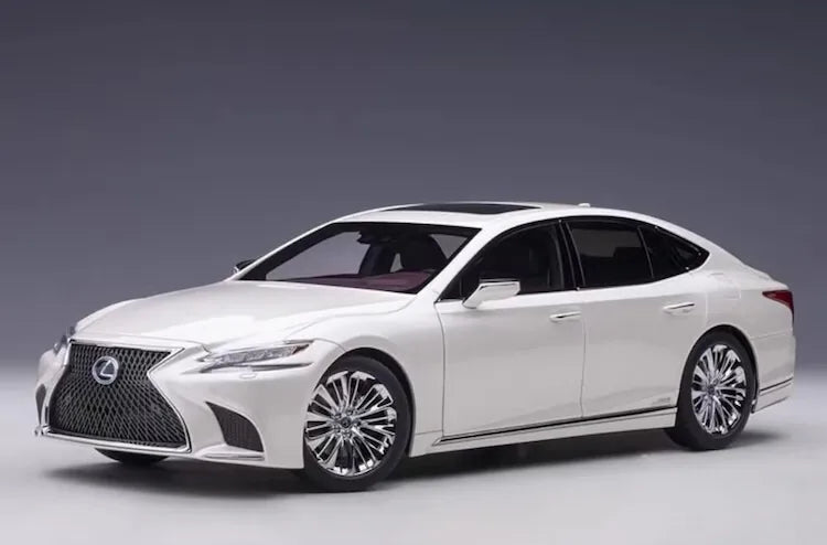 1:18 Lexus 2017 LS 500h