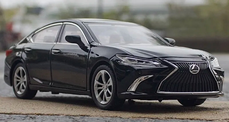 1:24 Lexus ES300h 2018 