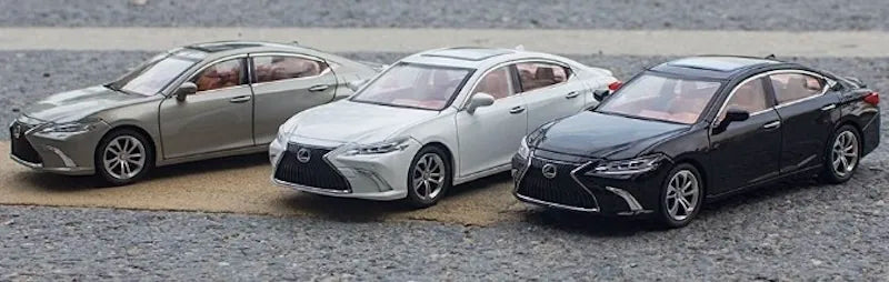 1:24 Lexus ES300h 2018 