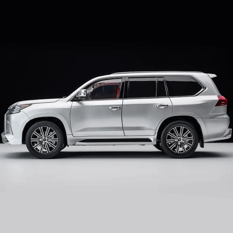 1:18 Lexus 2018 LX 570