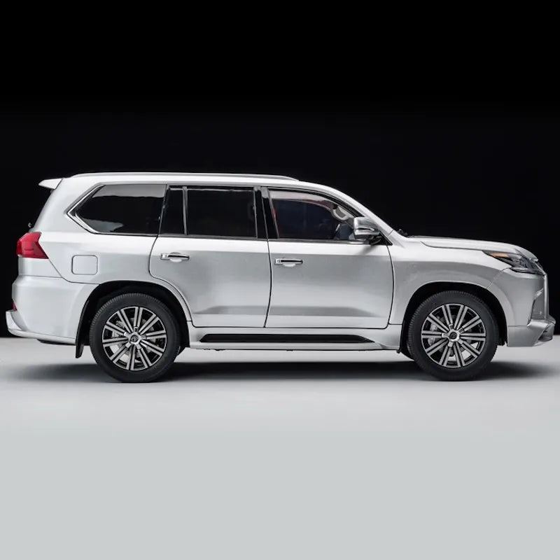 1:18 Lexus 2018 LX 570