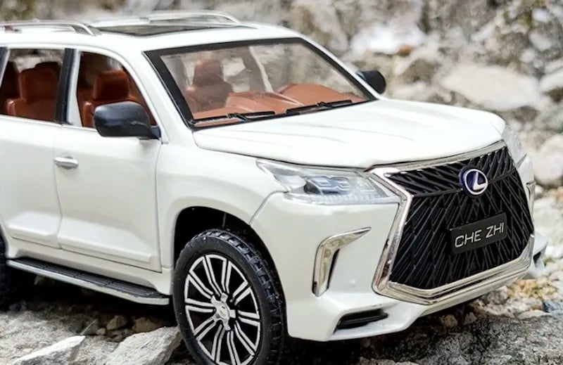 1:24 Lexus 2018 LX570 F Sport 