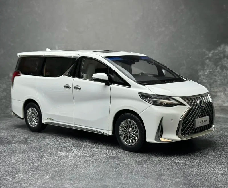 1:18 Lexus LM 300h 2020 