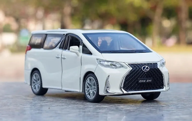 1:32 Lexus 2020 LM350 AH30 Die Cast Model Car