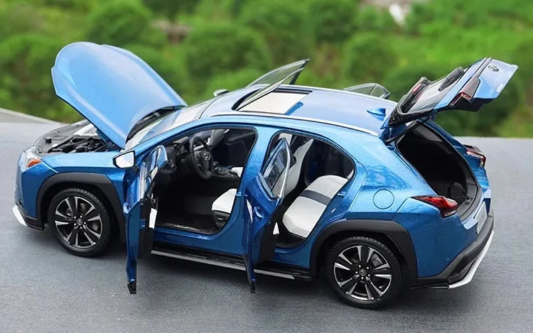 1:18 Lexus UX 250h 2020 