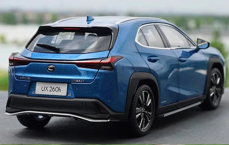 1:18 Lexus UX 250h 2020 