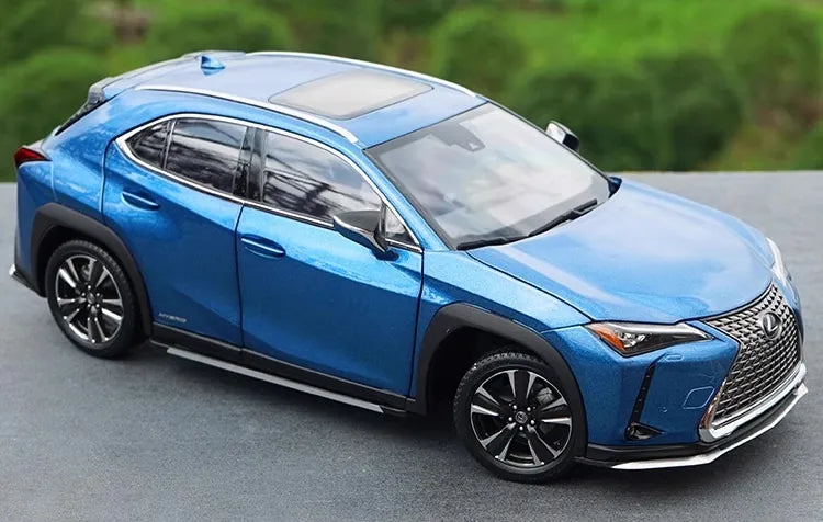 1:18 Lexus UX 250h 2020 