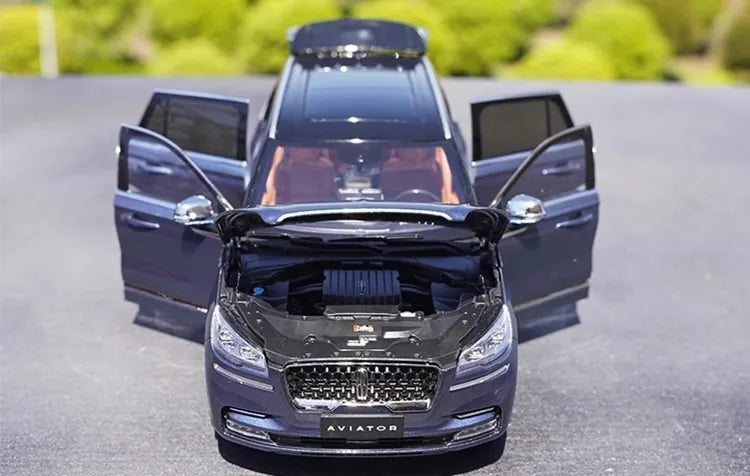 1:18 Lincoln 2020 Aviator