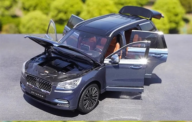 1:18 Lincoln 2020 Aviator