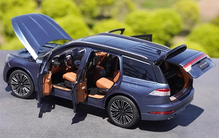 1:18 Lincoln 2020 Aviator