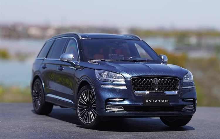 1:18 Lincoln 2020 Aviator Die Cast Model Car