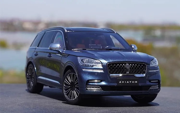 1:18 Lincoln 2020 Aviator