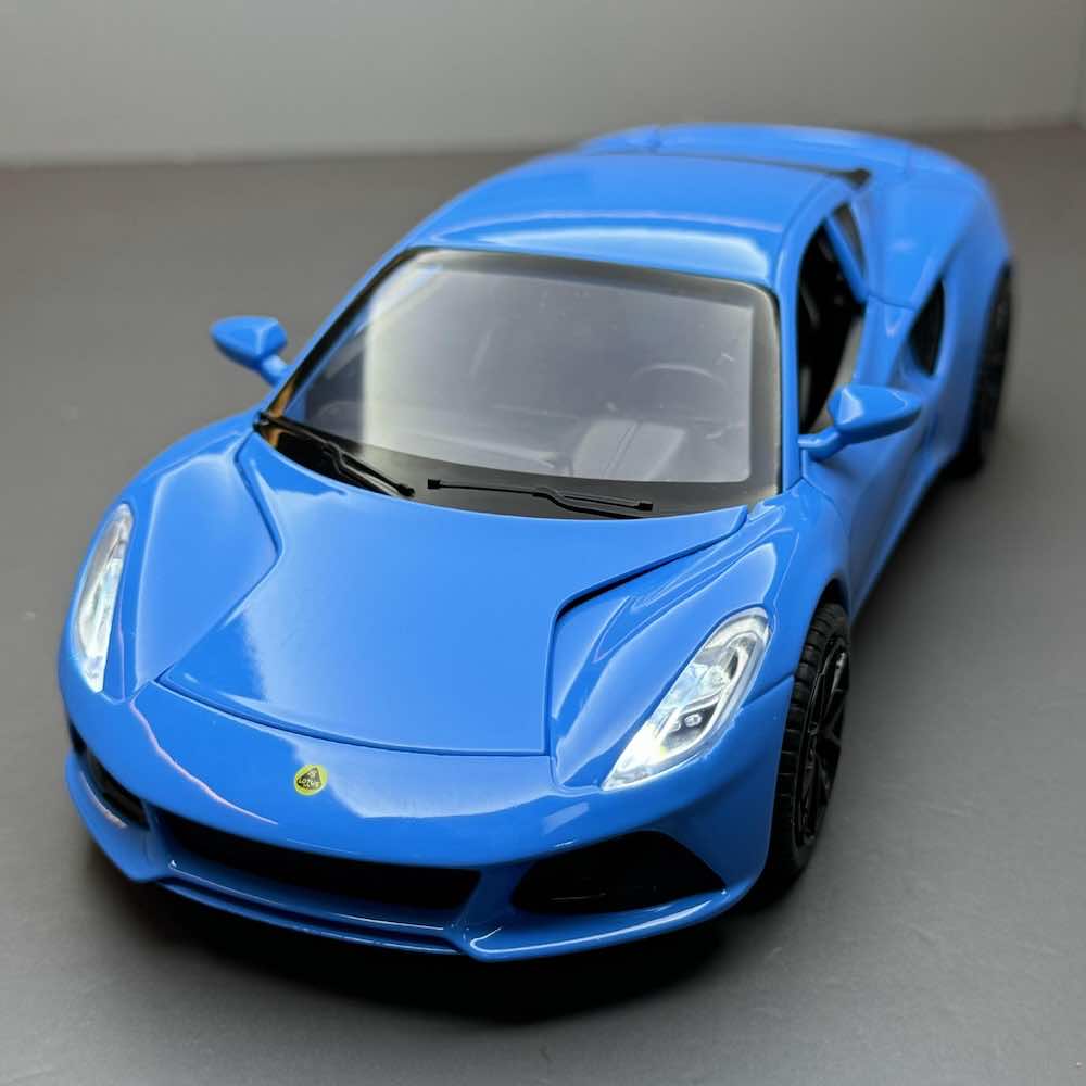 1:24 Lotus 2021 Emira Die Cast Model Car