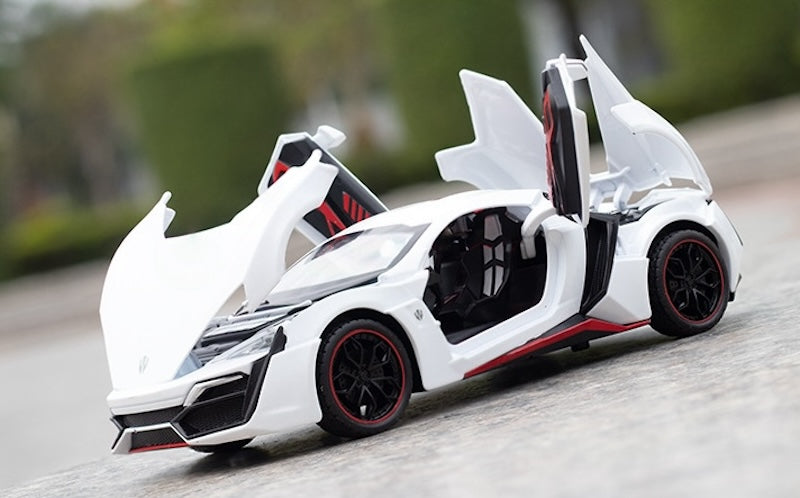 1:24 Lykan 2012 HyperSport Die Cast Model Car