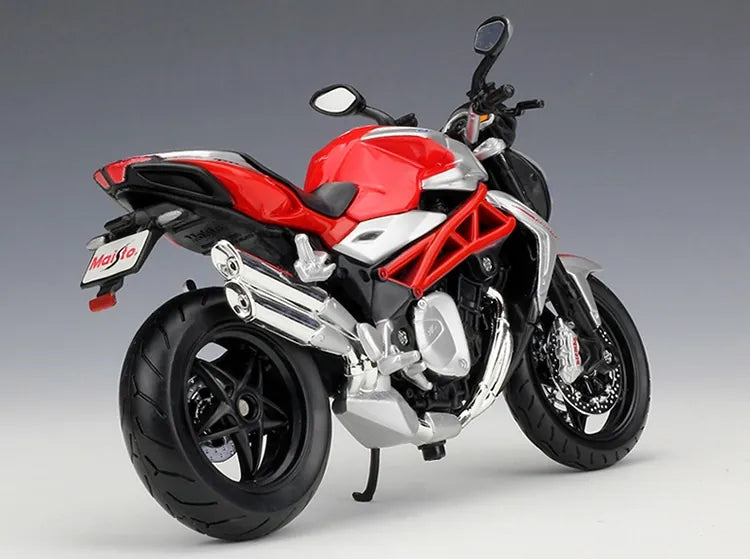 1:12 MV Agusta 2013 Brutale 1090RR 