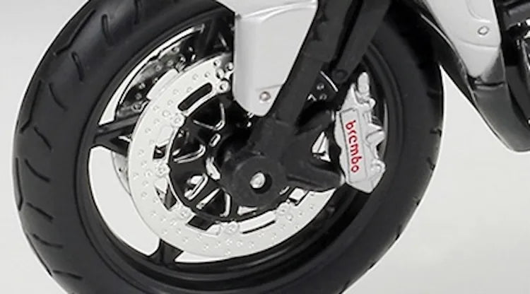 1:12 MV Agusta 2013 Brutale 1090RR 