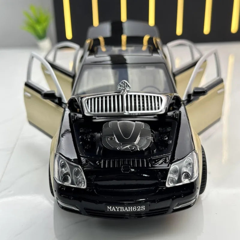 1:24 Mercedes-Maybach 2002 62S