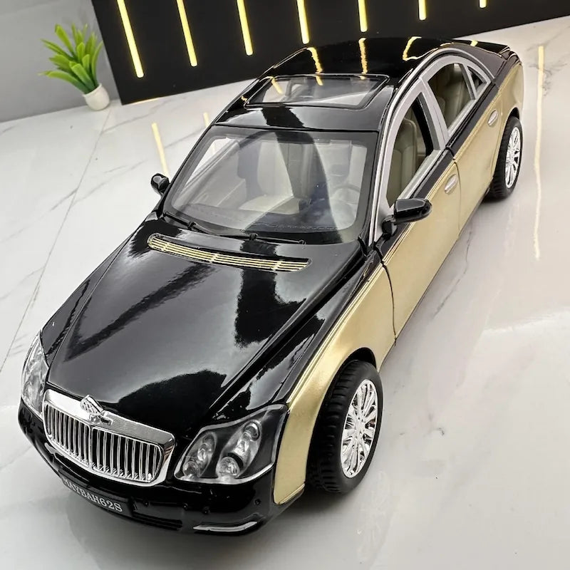 1:24 Mercedes-Maybach 2002 62S