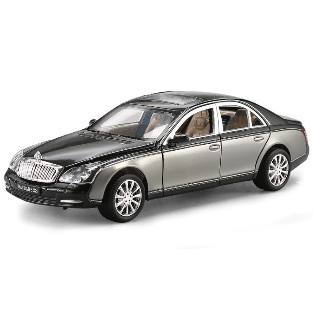 1:24 Mercedes-Maybach 2002 62S Gray Die Cast Model Car