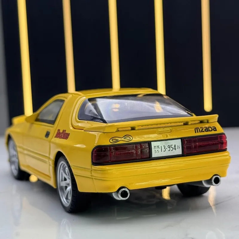 1:32 Mazda 1985 RX-7 Die Cast Model Car