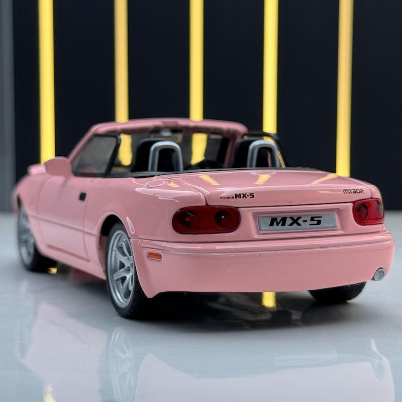 1:32 Mazda 1989 MX-5 Die Cast Model Car