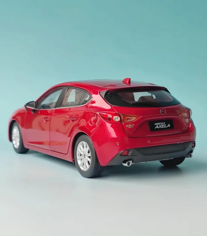 1:18 Mazda 2013 3 Axela Die Cast Model Car