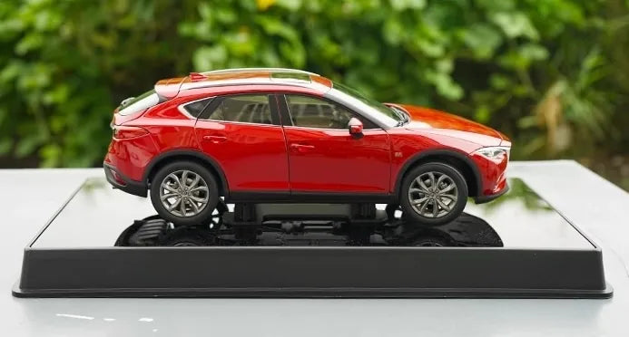 1:18 Mazda CX-4 2016 